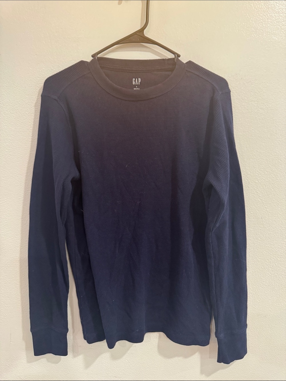 GAP Men's Navy Blue Waffle Thermal Long-Sleeve Crew